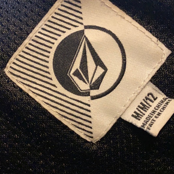 Volcom Women’s Jacket - Picture 2 of 2
